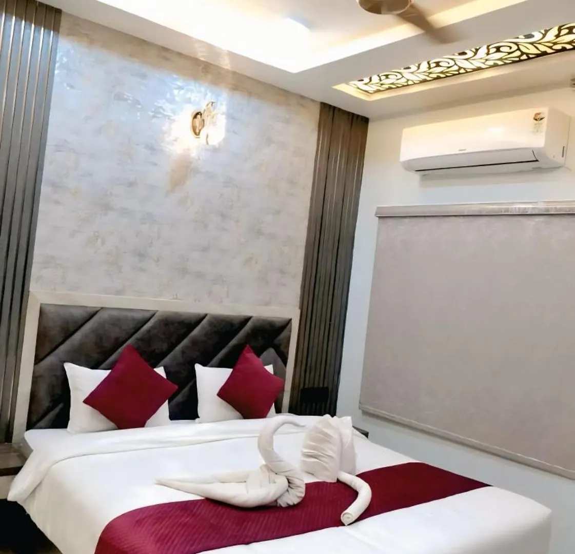 Hotel Shivsudhaa Varanasi 0*,  India